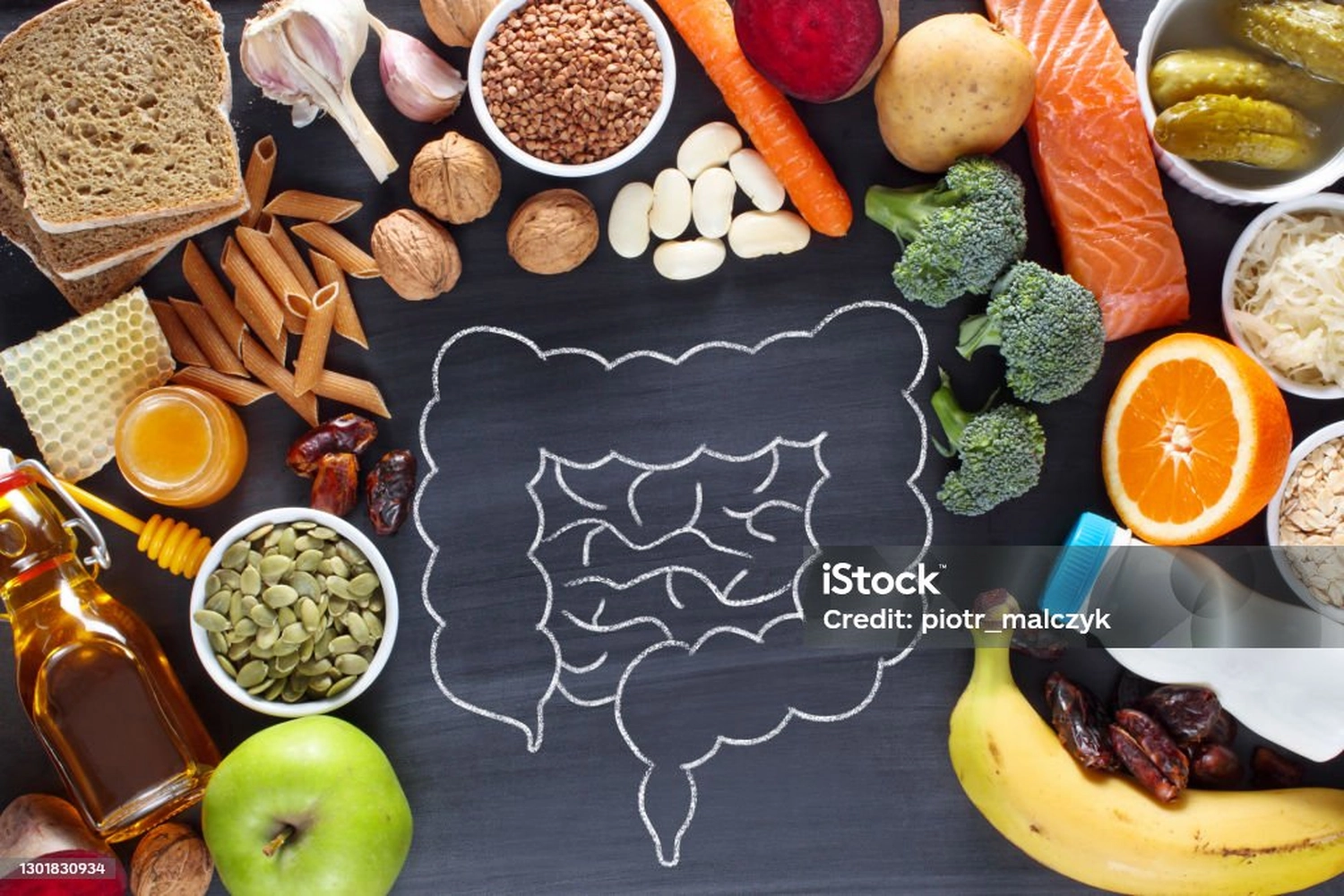 Dana Yoga – Yoga-Raum – Bei diesem Artikel handelt es sich um eine dekorative Statue von Lord Ganesha, einer weithin verehrten Gottheit im Hinduismus, die als Beseitiger von Hindernissen und Symbol der Weisheit bekannt ist.